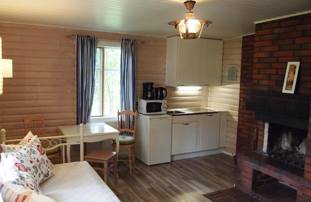 Tammiston Cottages Naantali Room photo